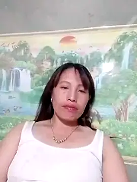 Gummiesu online show from April 28, 2026, 11:59 am