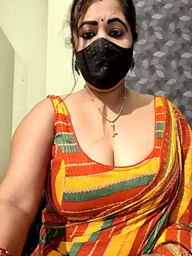 Poly bhabi online show from April 26, 2026, 4:04 pm