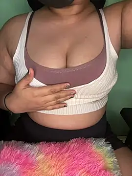Snapshot of Praachiiii chatting on March 24, 2026, 4:34 pm Praachiiii online show from March 24, 2026, 4:34 pm