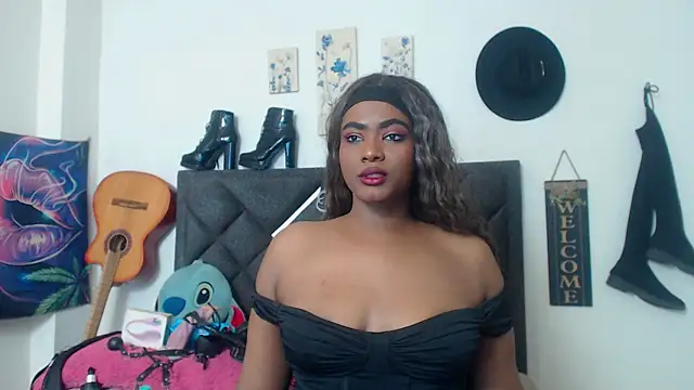 Natashabella    online show from July 17, 2026, 4:41 am