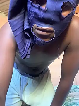 Snapshot of taitaimont chatting on March 10, 2026, 9:47 am taitaimont online show from March 10, 2026, 9:47 am