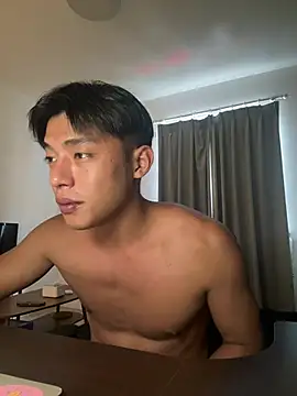 Yooo17 online show from June 11, 2026, 7:50 am