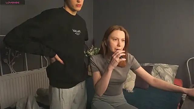 Snapshot of Lola_Raivis_ chatting on March 6, 2026, 7:43 pm Lola Raivis online show from March 6, 2026, 7:43 pm