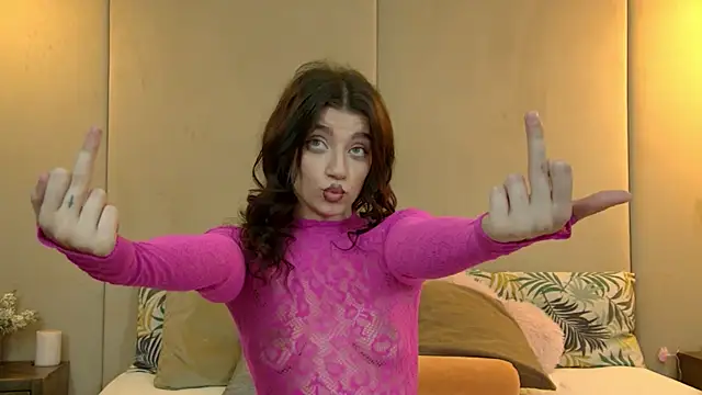 EllieWest online show from July 20, 2026, 10:39 am