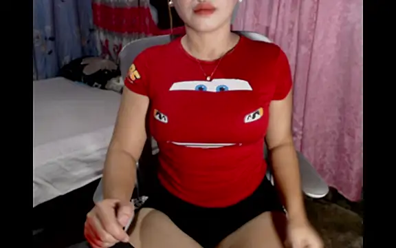 pinay mayahiga online show from July 18, 2026, 1:48 pm