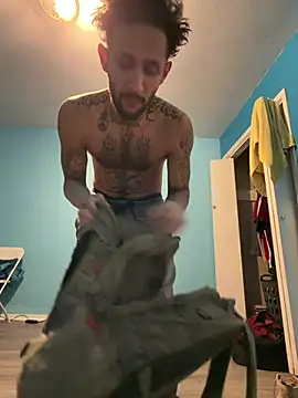 CcincoVilla online show from February 5, 2026, 2:05 am