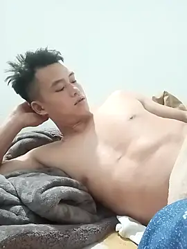 Maycute18 online show from March 8, 2026, 12:42 pm