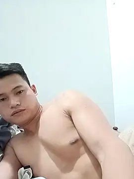 Maycute18 online show from March 15, 2026, 12:33 pm