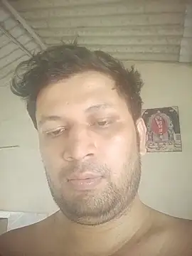 Snapshot of Pravin9562 chatting on February 18, 2026, 7:59 am Pravin9562 online show from February 18, 2026, 7:59 am