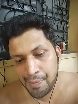 Snapshot of Pravin9562 chatting on April 10, 2026, 7:18 pm Pravin9562 online show from April 10, 2026, 7:18 pm