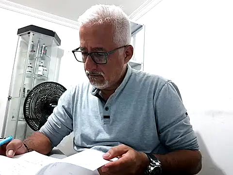 Snapshot of ceniizo1024 chatting on January 15, 2026, 3:38 pm ceniizo1024 online show from January 15, 2026, 3:38 pm