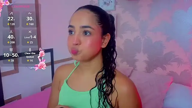 Emma Thompssonn online show from May 27, 2026, 12:13 pm
