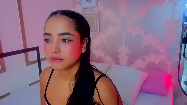 Emma Thompssonn online show from June 2, 2026, 12:29 pm