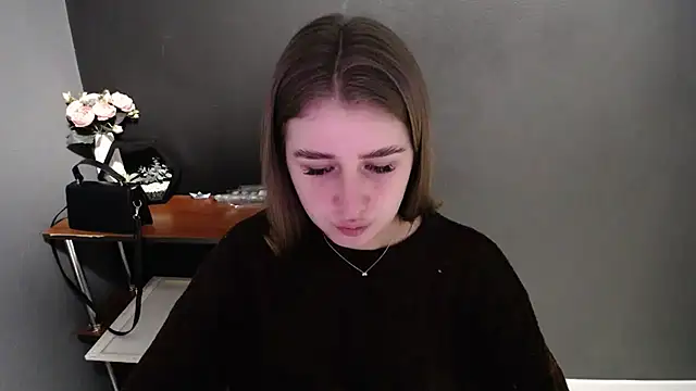 Sunny siren online show from February 23, 2026, 1:19 pm