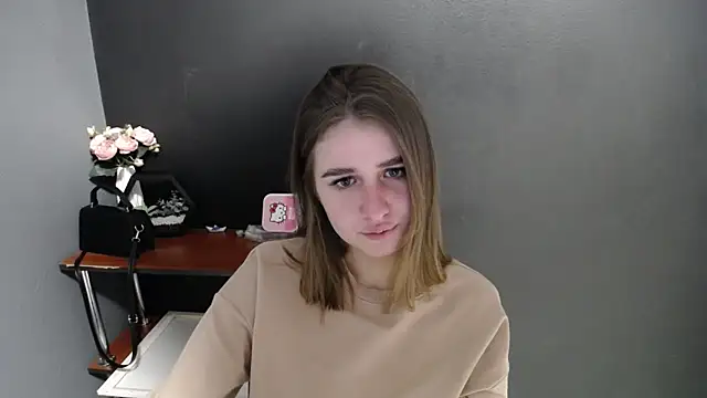 Sunny siren online show from February 24, 2026, 1:31 pm