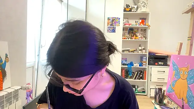 Snapshot of SaintMari chatting on May 12, 2026, 10:23 am SaintMari online show from May 12, 2026, 10:23 am