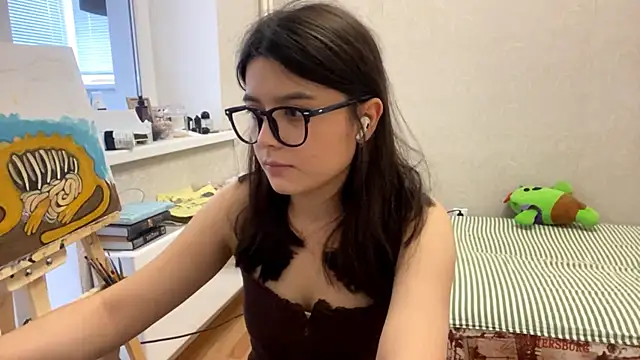SaintMari online show from July 9, 2026, 2:21 pm