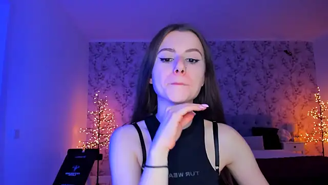 Hot Molly5 online show from May 1, 2026, 6:45 pm