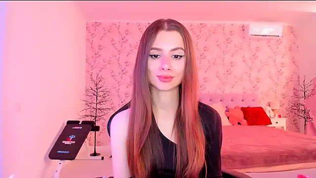 Snapshot of Hot_Molly5 chatting on June 22, 2026, 3:36 am Hot Molly5 online show from June 22, 2026, 3:36 am