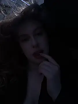 Snapshot of LilianBliss chatting on June 4, 2026, 8:53 am LilianBliss online show from June 4, 2026, 8:53 am