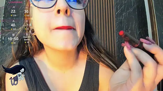 Marilyndackaria  online show from April 30, 2026, 1:06 pm