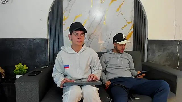 Angel Villareal online show from February 27, 2026, 5:07 am