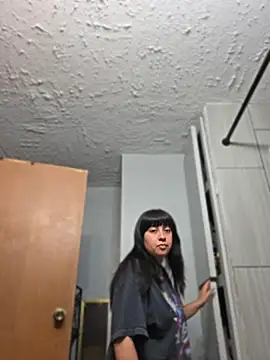 AriannaPenaxo online show from April 23, 2026, 10:56 pm