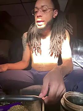 givemeabreak34 online show from July 11, 2026, 10:33 pm