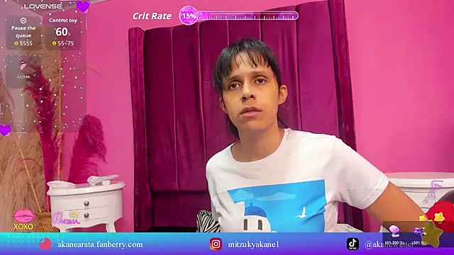 mitzukywinteer online show from June 18, 2026, 9:52 pm