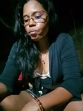 Snapshot of Yandris_1212 chatting on May 13, 2026, 1:25 am Yandris 1212 online show from May 13, 2026, 1:25 am