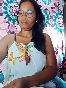 Snapshot of Yandris_1212 chatting on June 2, 2026, 1:35 pm Yandris 1212 online show from June 2, 2026, 1:35 pm