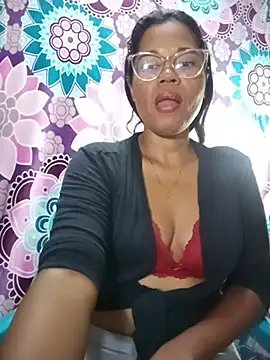 Snapshot of Yandris_1212 chatting on June 4, 2026, 11:22 pm Yandris 1212 online show from June 4, 2026, 11:22 pm