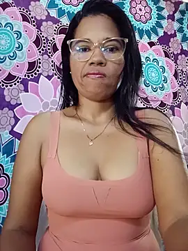 Snapshot of Yandris_1212 chatting on July 1, 2026, 1:34 pm Yandris 1212 online show from July 1, 2026, 1:34 pm