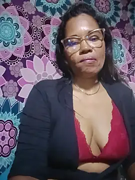 Snapshot of Yandris_1212 chatting on July 9, 2026, 1:42 am Yandris 1212 online show from July 9, 2026, 1:42 am