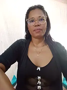 Snapshot of Yandris_1212 chatting on July 21, 2026, 1:24 pm Yandris 1212 online show from July 21, 2026, 1:24 pm