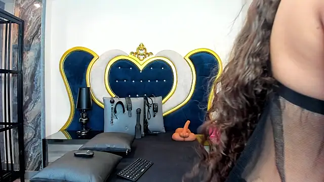 Snapshot of SofiaArsila chatting on June 10, 2026, 11:20 am SofiaArsila online show from June 10, 2026, 11:20 am