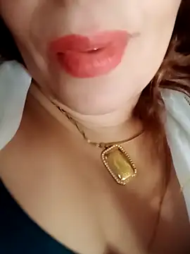 Snapshot of Naughty-Yousra chatting on April 26, 2026, 12:14 pm Naughty-Yousra online show from April 26, 2026, 12:14 pm