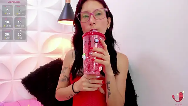 Snapshot of zaira_skinny chatting on May 22, 2026, 4:12 pm zaira skinny online show from May 22, 2026, 4:12 pm