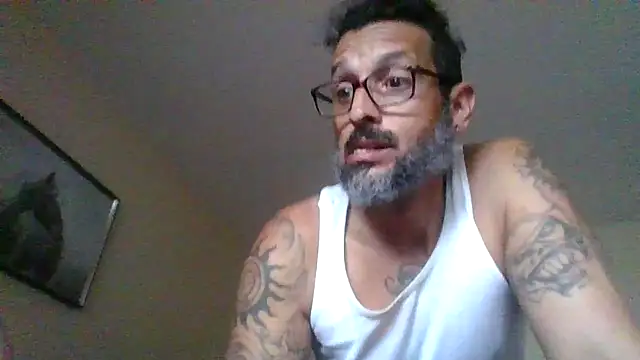 Snapshot of Tattoos77 chatting on June 21, 2026, 11:18 pm Tattoos77 online show from June 21, 2026, 11:18 pm