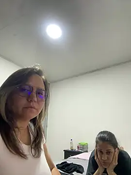 Snapshot of ketty_Riley chatting on February 12, 2026, 3:01 am ketty Riley online show from February 12, 2026, 3:01 am