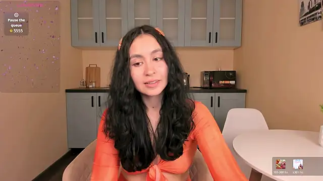 Snapshot of GiovannaAntonelli chatting on May 27, 2026, 7:44 pm GiovannaAntonelli online show from May 27, 2026, 7:44 pm