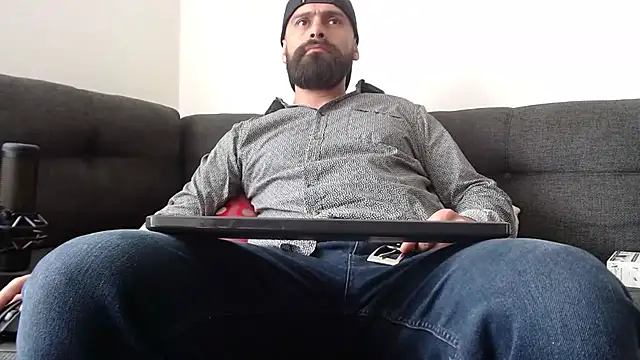 Snapshot of SpermsBank chatting on February 19, 2025, 6:43 pm SpermsBank online show from February 19, 2025, 6:43 pm