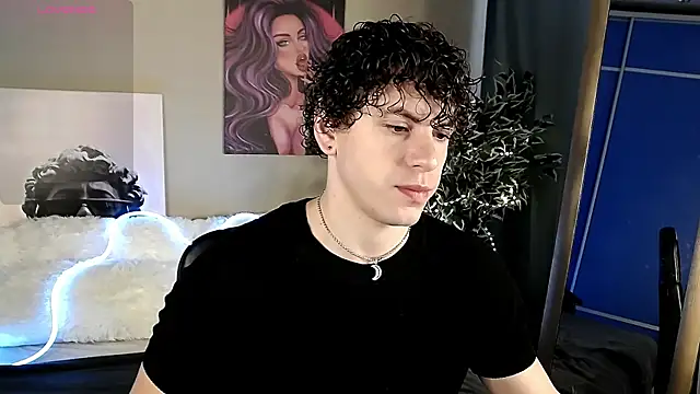 Snapshot of TylerGibson chatting on May 25, 2026, 3:45 am TylerGibson online show from May 25, 2026, 3:45 am