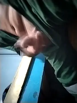 Snapshot of Rizki8888@xh chatting on February 24, 2026, 7:56 pm Rizki8888xh online show from February 24, 2026, 7:56 pm