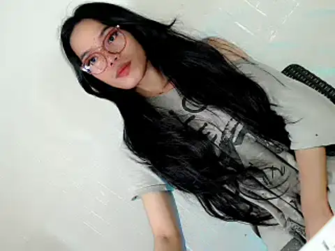 Urhotfucking veronica1 online show from April 29, 2026, 12:53 pm