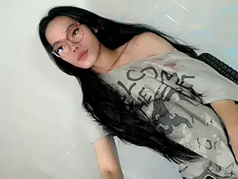 Urhotfucking veronica1 online show from April 30, 2026, 12:33 pm