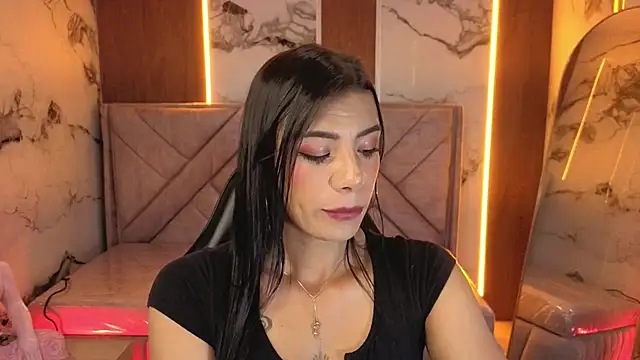 Melisa v online show from June 23, 2026, 7:56 pm