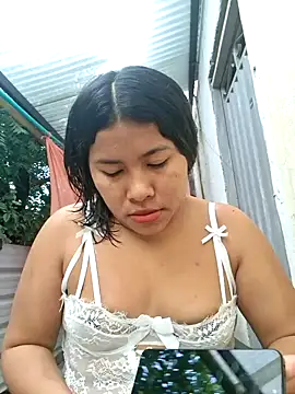 Sweet-Dirty-Storm online show from June 3, 2026, 3:28 pm