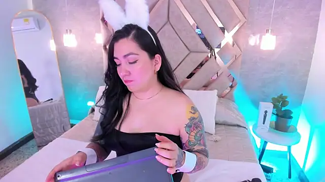 KathiaJenner online show from February 11, 2026, 12:10 pm