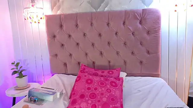 Gabby-Sweet online show from June 13, 2026, 11:08 am